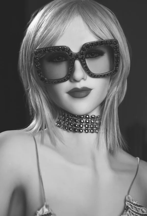 petite bust sex doll